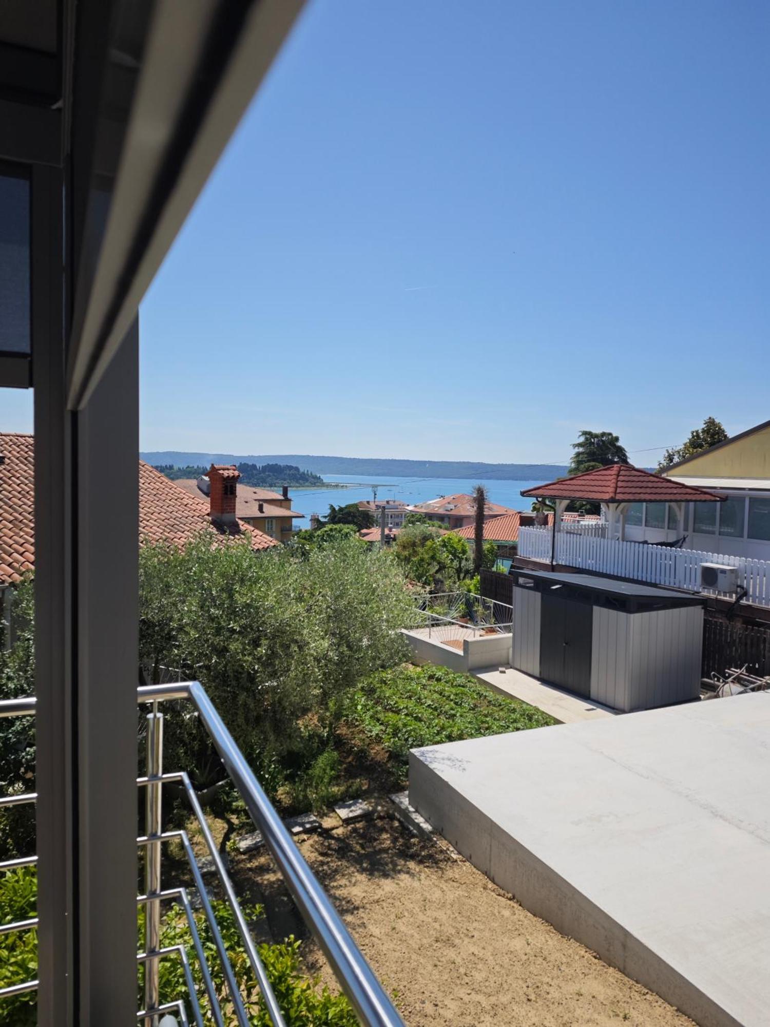 Apartments Miklus Portoroz Bagian luar foto